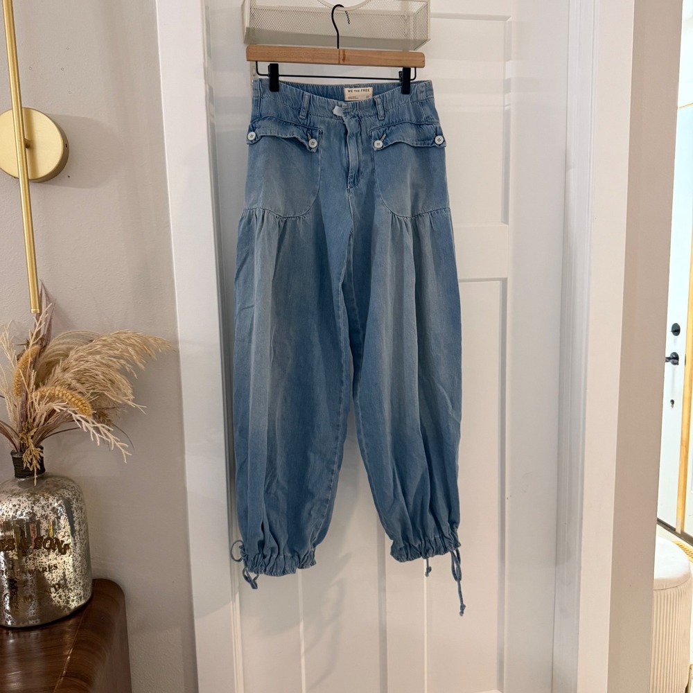 We The Free Free People Light Wash Lotus Ruffle Harem Balloon Jeans Blue 27 Boho